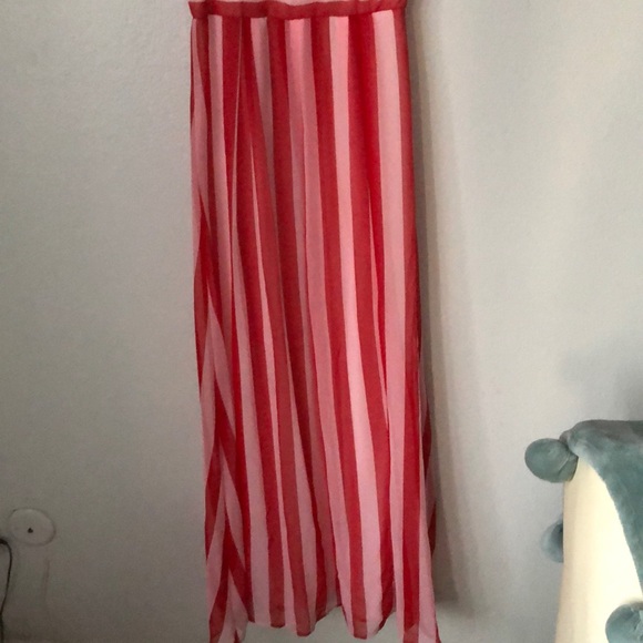 RED STRIPED MAXI DRESS SIZE S - Picture 6 of 7